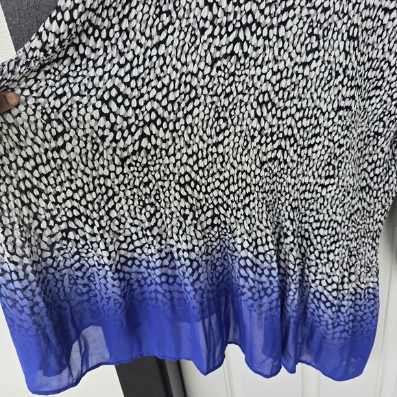 Catherines Tunic Blouse Womens 5X Plus Front Cutout Ombre Embellished New - Picture 14 of 16